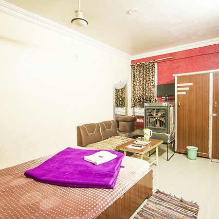 Hotel Gujarat Palace Ujjain Dış mekan fotoğraf