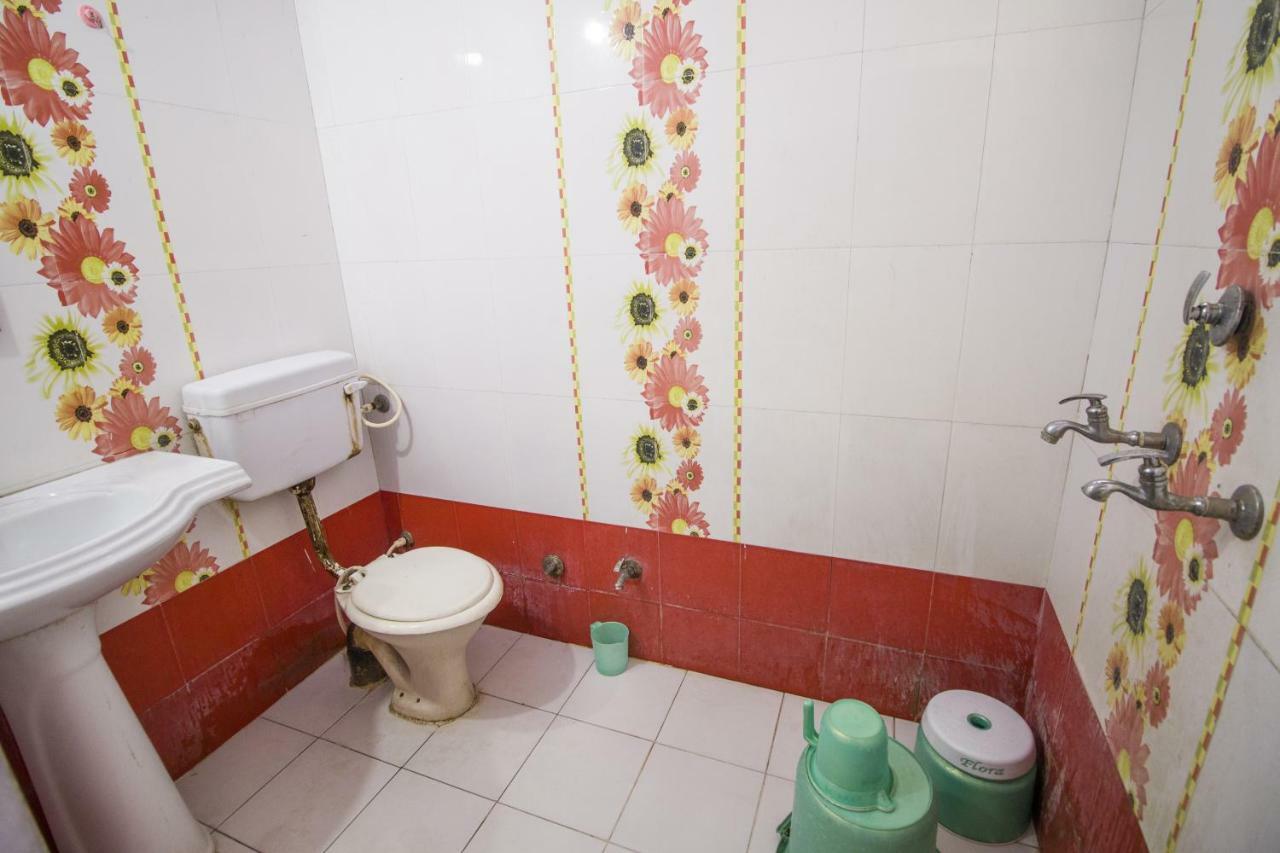 Hotel Gujarat Palace Ujjain Dış mekan fotoğraf