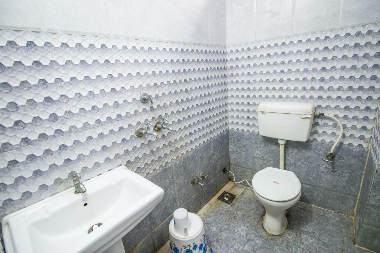 Hotel Gujarat Palace Ujjain Dış mekan fotoğraf