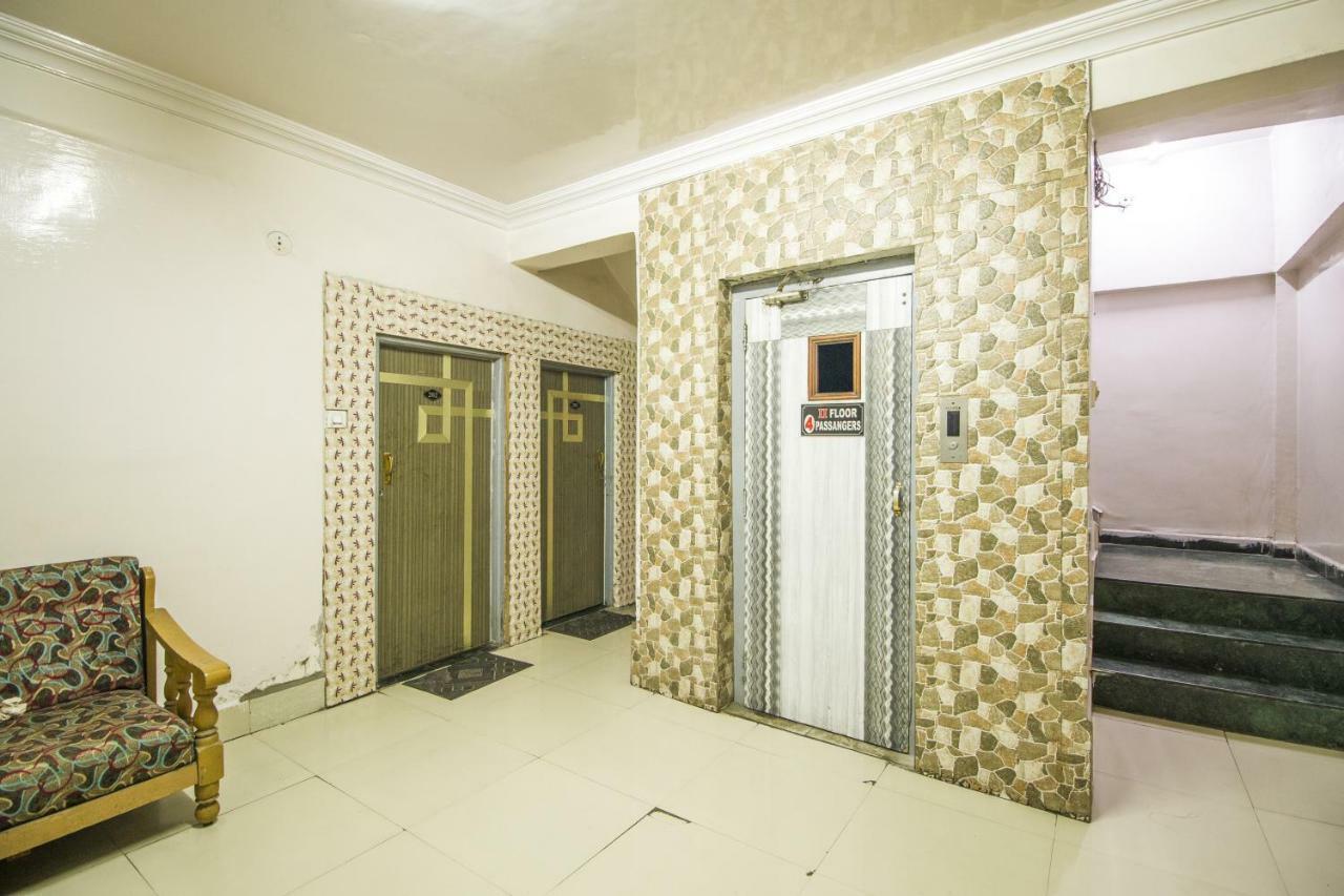 Hotel Gujarat Palace Ujjain Dış mekan fotoğraf